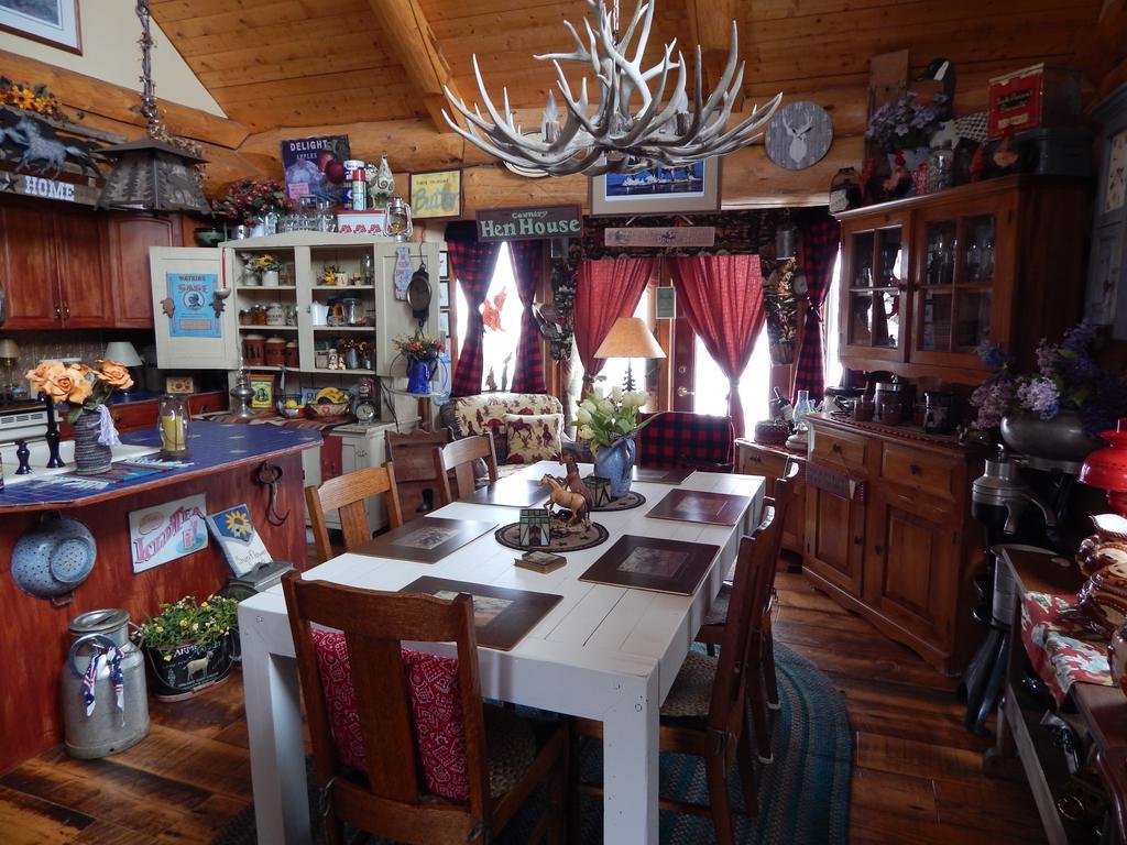 Idle Spurs Log Cabin Bed & Breakfast Блэк Даймонд Экстерьер фото